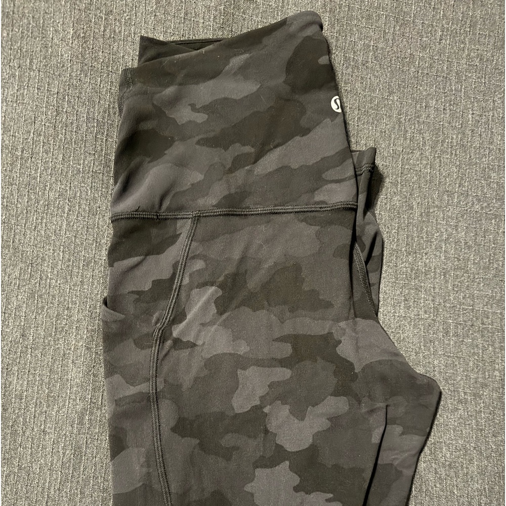 Lululemon Align High-Rise Pant w/ pockets 25"